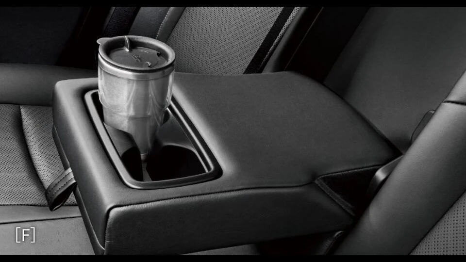 カーリース車両 トヨタ　ハリアーの画像