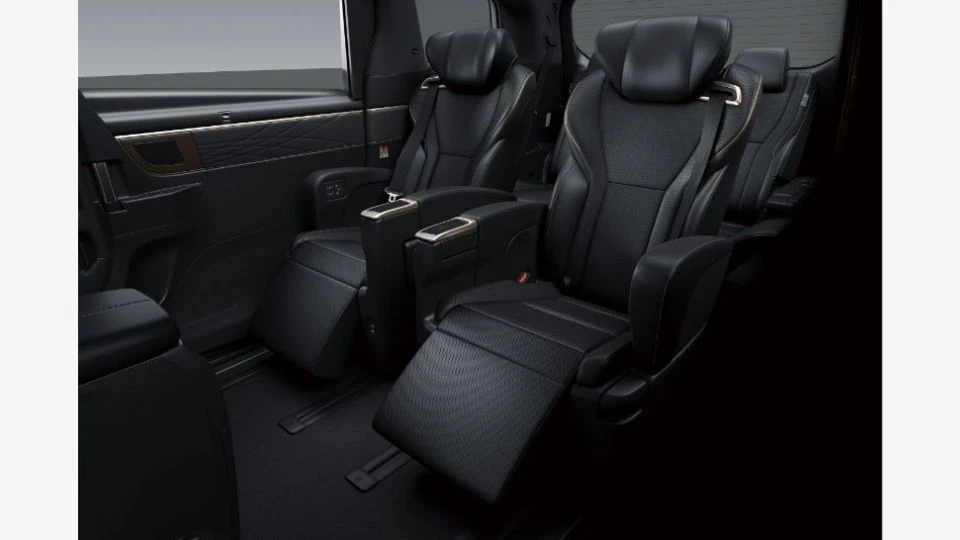 カーリース車両 トヨタ　アルファードの画像