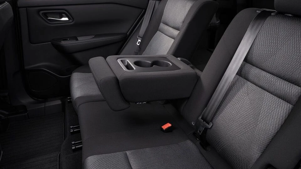 カーリース車両 日産　エクストレイルの画像