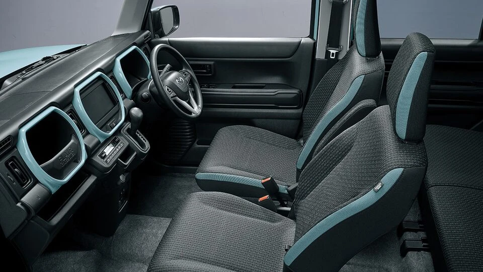 カーリース車両 マツダ　フレアクロスオーバーの画像