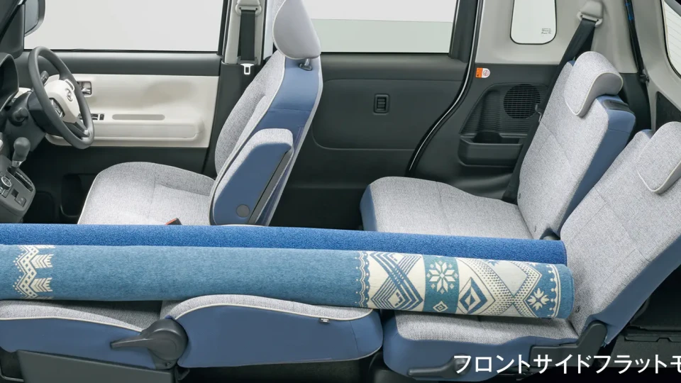 カーリース車両 ダイハツ　ムーヴキャンバスの画像