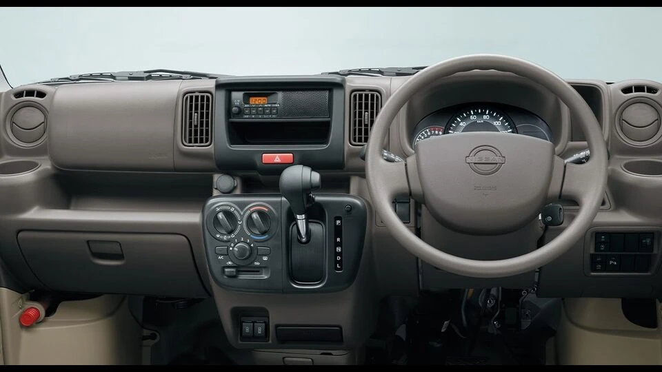カーリース車両 日産　クリッパーバンの画像
