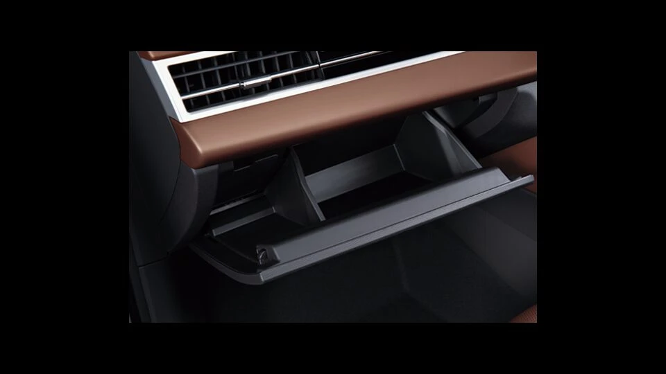 カーリース車両 三菱　アウトランダーPHEVの画像