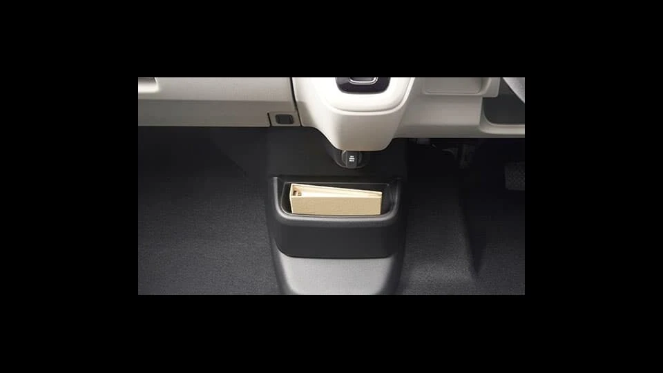 カーリース車両 ホンダ　N-BOXカスタムの画像