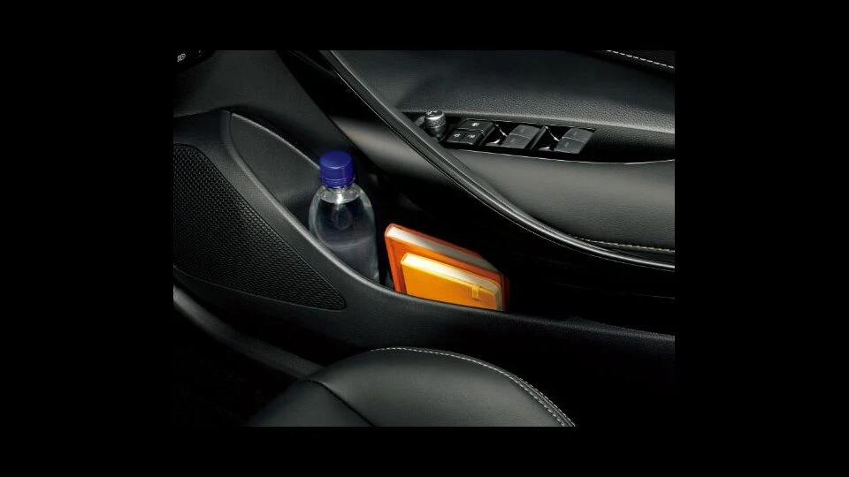 カーリース車両 トヨタ　カローラの画像