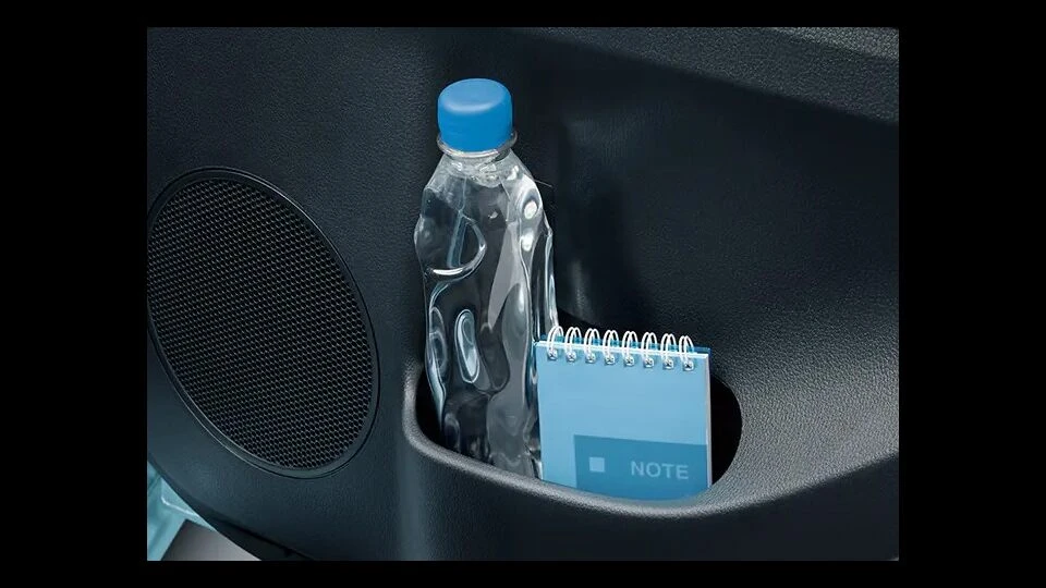 カーリース車両 ダイハツ　ミライースの画像