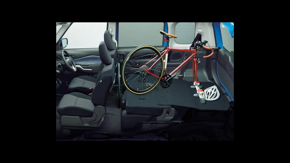 カーリース車両 三菱　デリカＤ：2の画像