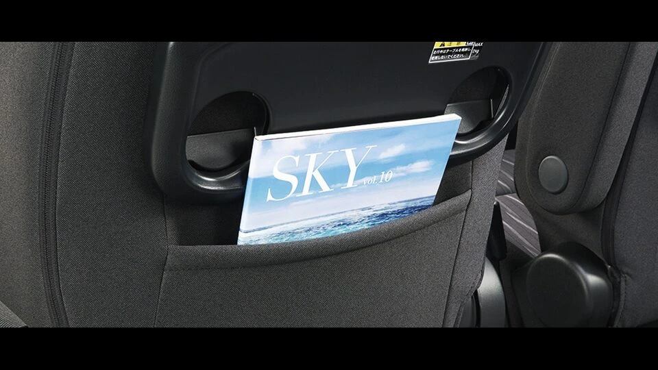 カーリース車両 三菱　デリカＤ：2の画像