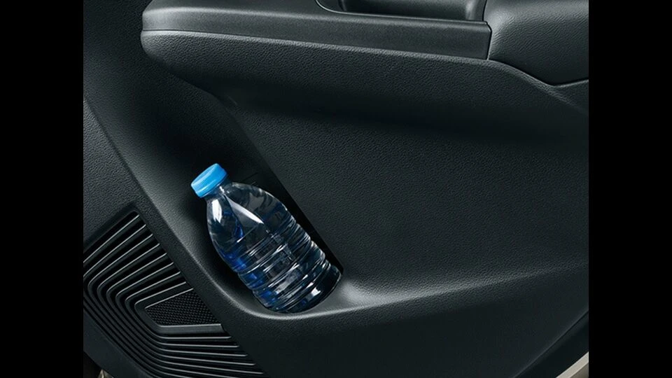 カーリース車両 スズキ　スイフトの画像