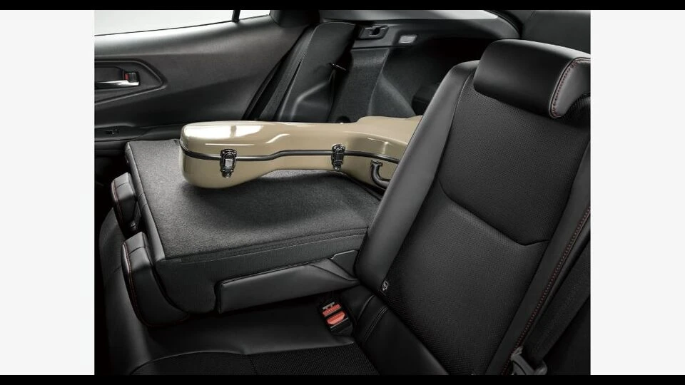 カーリース車両 トヨタ　プリウスの画像