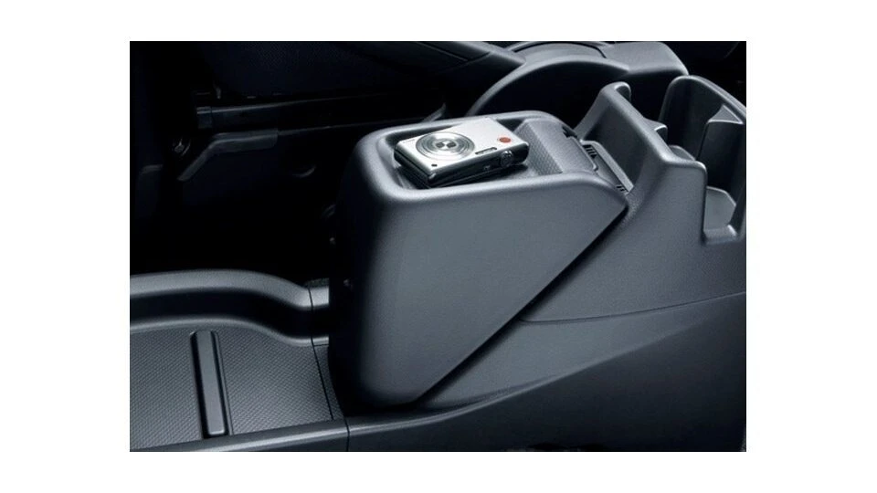カーリース車両 日産　NV200バネットワゴンの画像