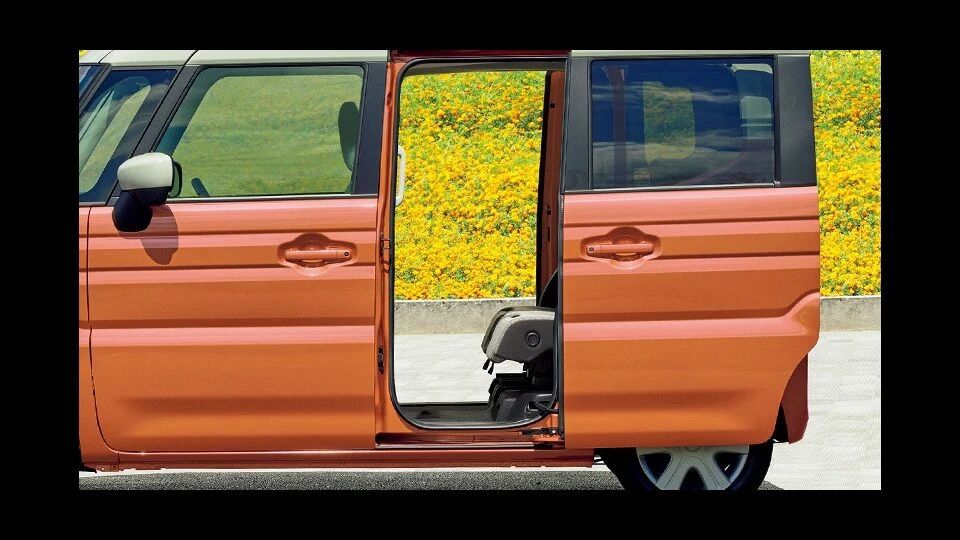 カーリース車両 スズキ　スペーシアの画像