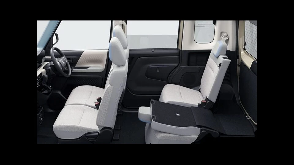 カーリース車両 日産　ルークスの画像